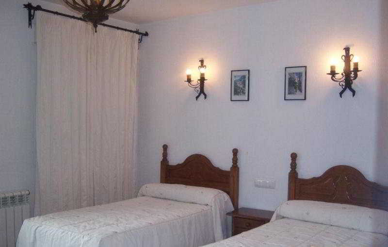 Hotel Juan Francisco Guejar Sierra Zimmer foto
